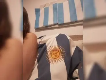Lauflor  live sex cam