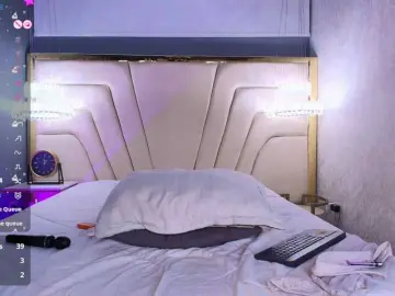 Tracylambo  live sex cam