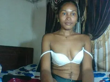 Yasmillah  live sex cam