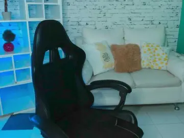 ZAHIRA-1  live sex cam