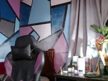 Beautifulchubbyqueen  live sex cam