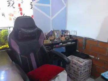 Beautifulchubbyqueen  live sex cam