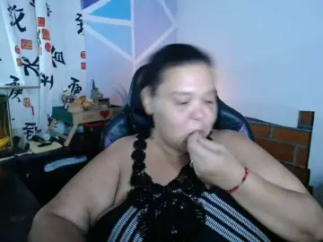 Beautifulchubbyqueen  live sex cam