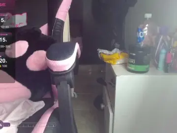 Coraline1  live sex cam