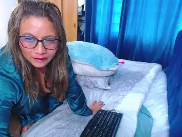 Slutdirty  live sex cam