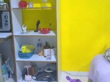 Diana-Rossi  live sex cam