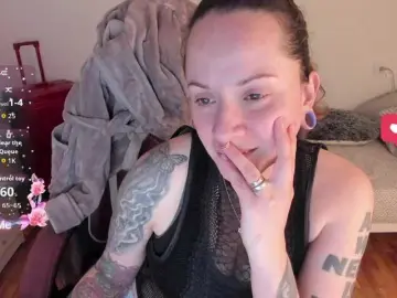 DominaDeivis  live sex cam