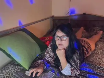 OxiXLove  live sex cam