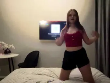 ZlataMurz  live sex cam