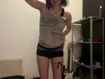 FinnyMonson  live sex cam