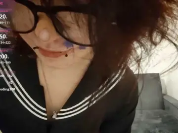 FinnyMonson  live sex cam