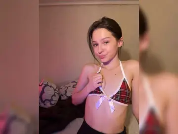 Honnii  live sex cam