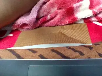 Josy-2  live sex cam