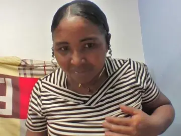 Josy-2  live sex cam