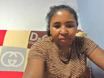 Josy-2  live sex cam
