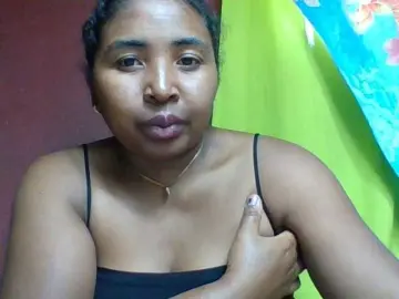 Josy-2  live sex cam