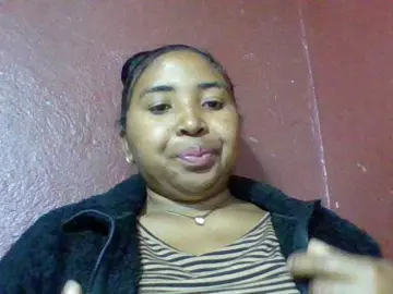 Josy-2  live sex cam