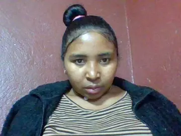 Josy-2  live sex cam