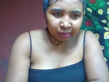Josy-2  live sex cam