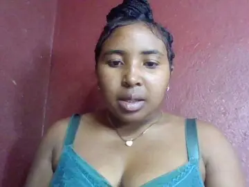 Josy-2  live sex cam