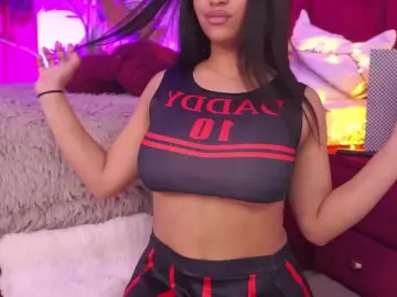 KiraKrush  live sex cam