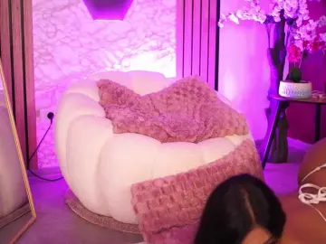 KiraKrush  live sex cam