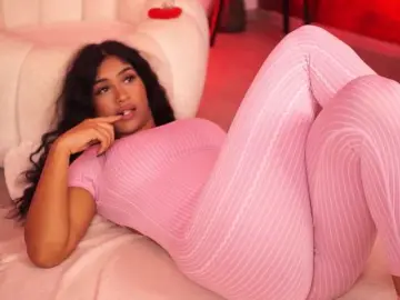KiraKrush  live sex cam