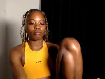 Lickmapussy  live sex cam