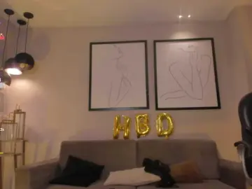 LizzCooper  live sex cam