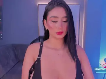 MaddisonLowe  live sex cam