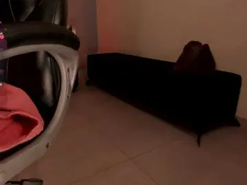 MaddisonLowe  live sex cam