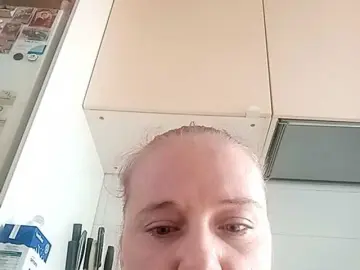 Marielulu1  live sex cam