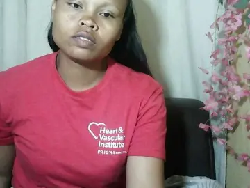 Pussy01lips  live sex cam