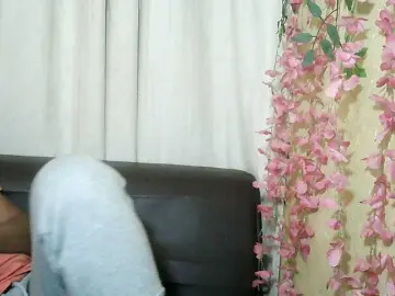 Pussy01lips  live sex cam