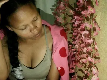 Pussy01lips  live sex cam