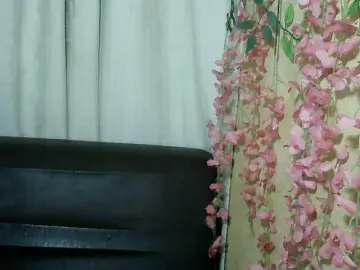 Pussy01lips  live sex cam