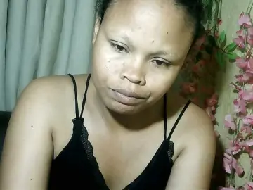 Pussy01lips  live sex cam