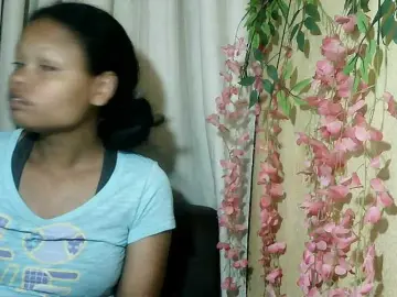 Pussy01lips  live sex cam
