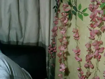 Pussy01lips  live sex cam