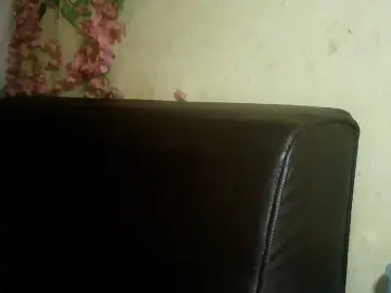 Pussy01lips  live sex cam