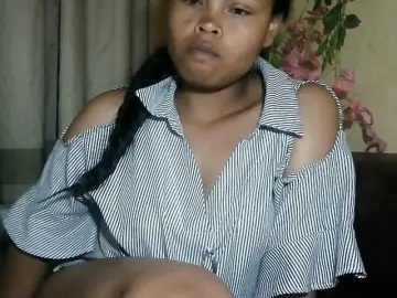 Pussy01lips  live sex cam