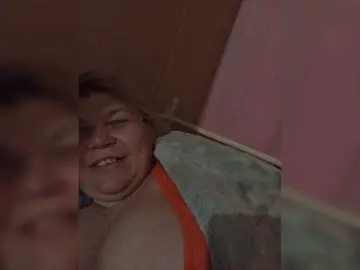 Buniaya123  live sex cam