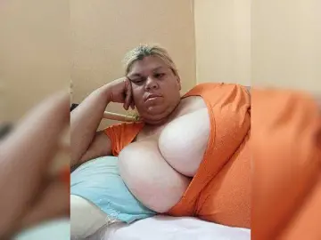 Buniaya123  live sex cam