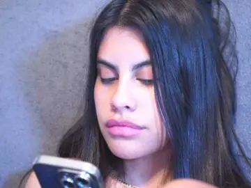 Capriciousqueen  live sex cam