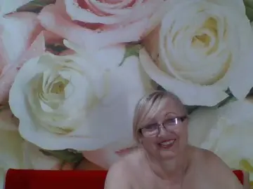 Yakameliya  live sex cam