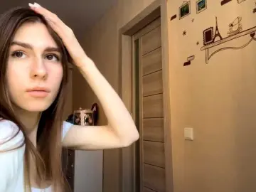 AshantiBadolato  live sex cam