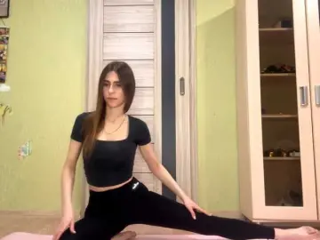 AshantiBadolato  live sex cam