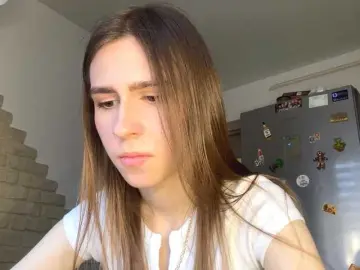 AshantiBadolato  live sex cam