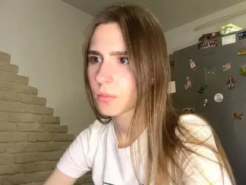 AshantiBadolato  live sex cam