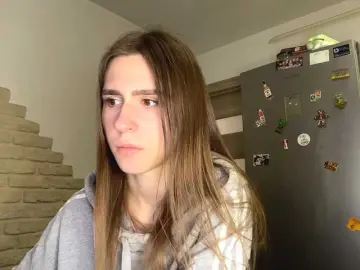 AshantiBadolato  live sex cam